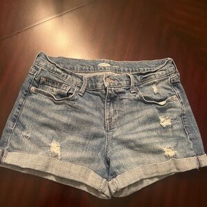 Old Navy Women’s Denim Blue Boyfriend Shorts, size 6